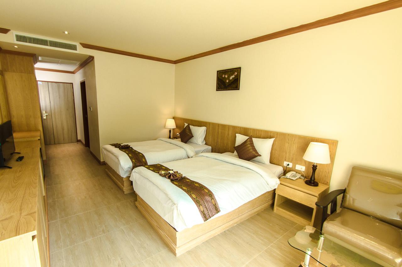 Airport Beach Hotel Phuket - Sha Extra Plus Nai Yang Beach Kültér fotó