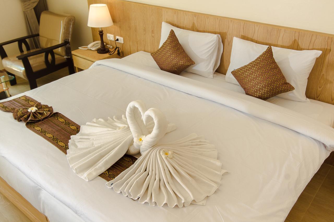 Airport Beach Hotel Phuket - Sha Extra Plus Nai Yang Beach Kültér fotó